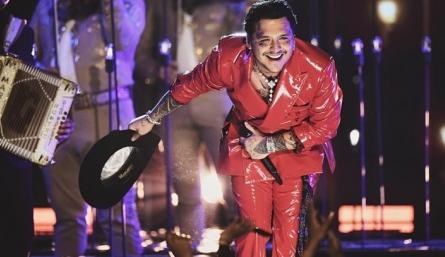 Nodal desconcierta en Medellín