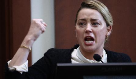 Heard dice que Depp la agredió sexualmente en el rodaje de "Piratas"