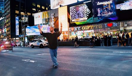 Por más de 13 años la fotografía de Elvis De Rivero ‘Gato Rivero’ ha sido protagonista en la vida artística de muchas celebridades.