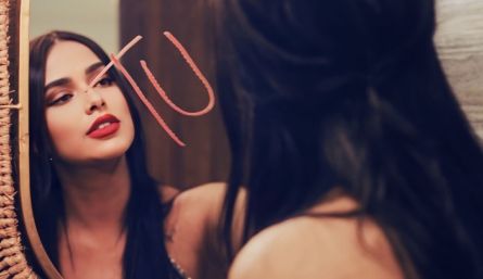 La nueva versión de Carolyna Lara de 'Tú' no sólo rinde homenaje al legado musical de Shakira sino que también muestra su propia destreza vocal.