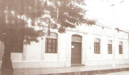 Antigua sede del colegio Gremios Unidos