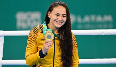 Yeni Arias, boxeadora colombiana. 
