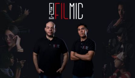 Pese a contar con más integrantes en su grupo de trabajo, la caras visbiles de Filmic son los hermanos Moros, Carlos (izquierda) encargado de la parte musical y Ramón, enfocado en la producción./ Foto: Cortesía.