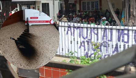 atentado a la opinion 