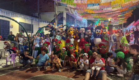 Fiestas navideñas de la Policía Comunitaria 