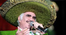 Revelan imágenes de la serie de Vicente Fernández