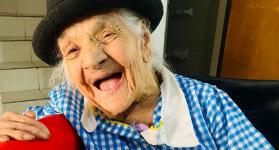 anciana