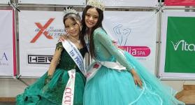 Coronas para Miss Princesita del Turismo y Salazar