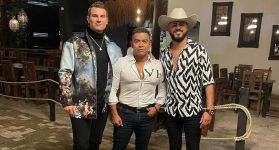 Los cantantes unieron sus talentos y estilos para dar una nueva vida a este tema que ha cautivado a millones de personas.