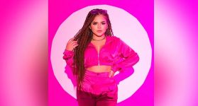 Sara Valentina no es solo una sensación musical; también es una influenciadora de renombre.