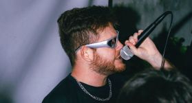 León Andrés Ramírez Herrera, ‘Leonndres’, es un cantante de trap cucuteño que se afianza en la escena urbana de Cúcuta, pese a su corta carrera./ Foto: Cortesía. 