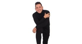 El cantante participó en la telenovela biográfica de su abuelo, el reconocido maestro, Leandro Díaz. 