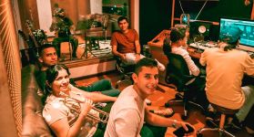 La alineación del grupo es una puesta en escena de talento y juventud, con miembros provenientes de El Zulia, Gramalote, La Vega (Cundinamarca), y Venezuela.
