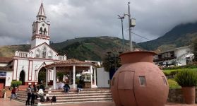 El turismo busca rescatar a los artesanos en Cácota
