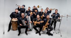 El grupo insignia de Codiscos celebra un cuarto de siglo con una gira nacional.