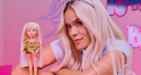 Muñeca Bratz de Karol G