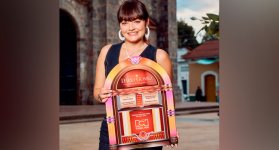 El personaje de Olga, tendrá gran importancia en la telenovela al demostrar que trabajó de mánager junto con Darío y, que además, le dio tres hijos.