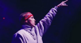  Tras agotar su gira en España, el artista lanza su segundo hit del año y calienta motores para un verano explosivo.