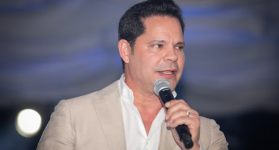 Rey Ruiz se divorció de su esposa tras años de matrimonio
