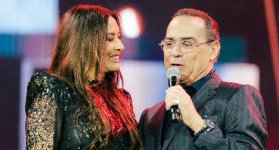 Gilberto Santa Rosa sorprendió en el concierto de Myriam Hernández ante 40 mil personas.