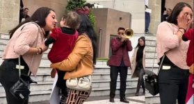 CELEBRO SU DIVORCIO 
