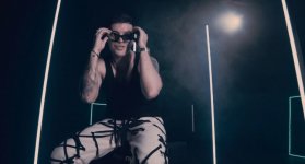 Dennis Fernando abre el 2026 con ‘Ángel’, una canción que une música y cine.