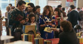 Entre nostalgia y cambio social: ‘La primera vez’ se despide con su cuarta temporada.