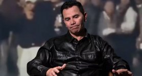 Jhonny Rivera casi va a la cárcel en Dubái durante su luna de miel, ¿qué hizo?