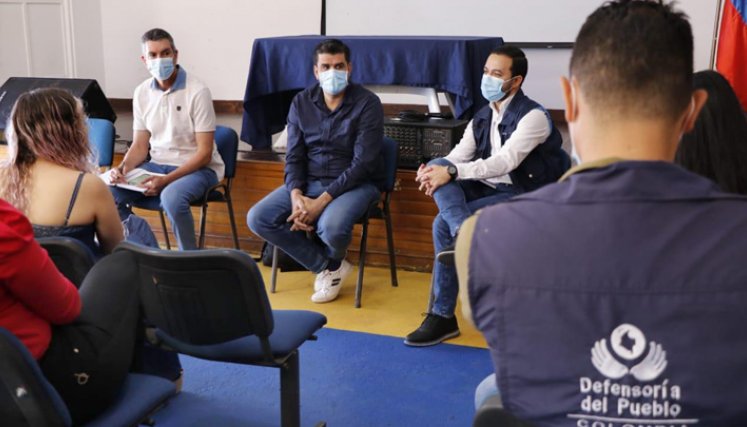 La Comisaría de Familia de Ocaña coordina con la Defensoría del Pueblo planes encaminados a la disminución de la violencia intrafamiliar. / Foto: Cortesía