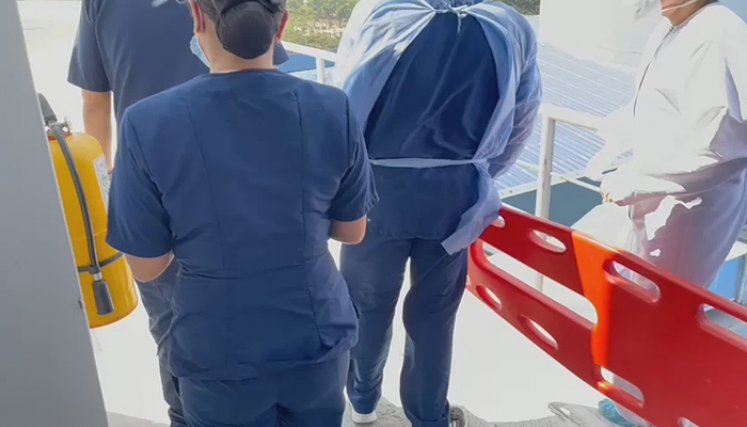 El uniformado fue trasladado en helicóptero a Cúcuta. / Foto: Captura de video