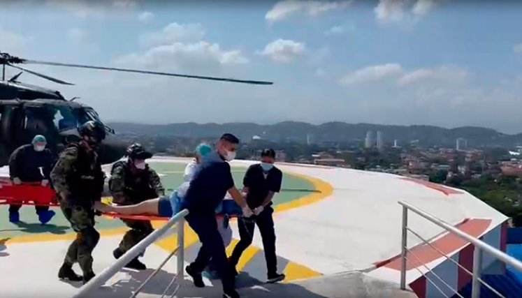El policía herido fue trasladado vía aérea a una clínica de Cúcuta.