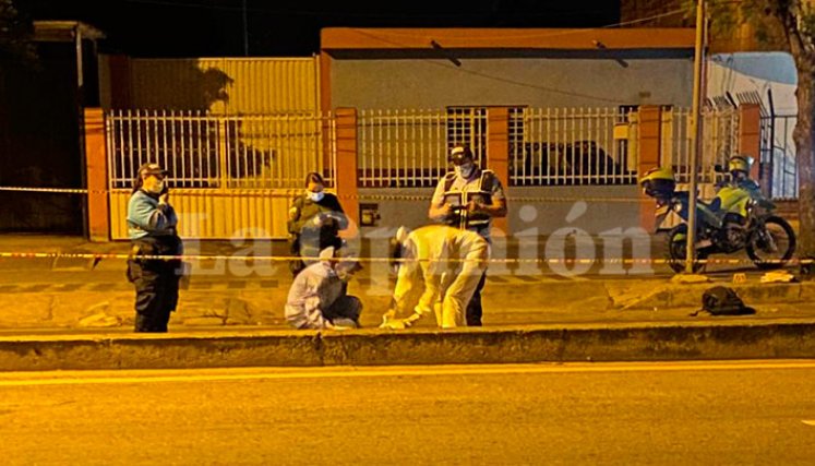 Miembros de Tránsito de Los Patios atendieron la inspección y el levantamiento del cadáver.