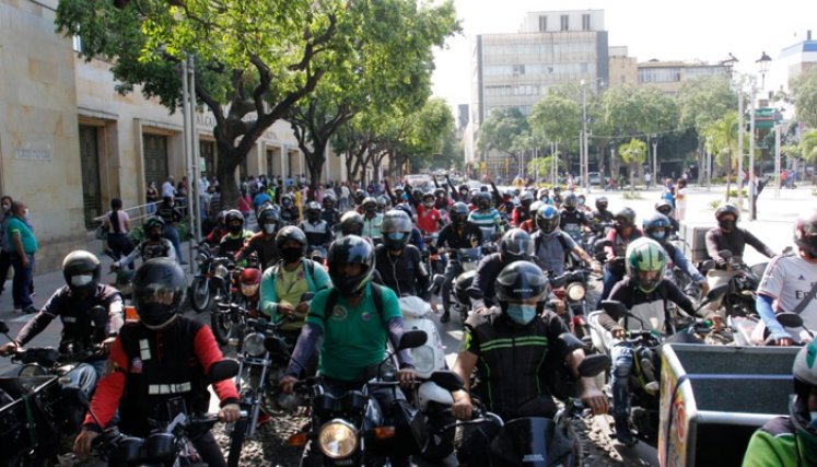 Decenas de motorizados recorrieron las calles en contra del Grupo Élite de Tránsito. / Foto: Alfredo Estévez