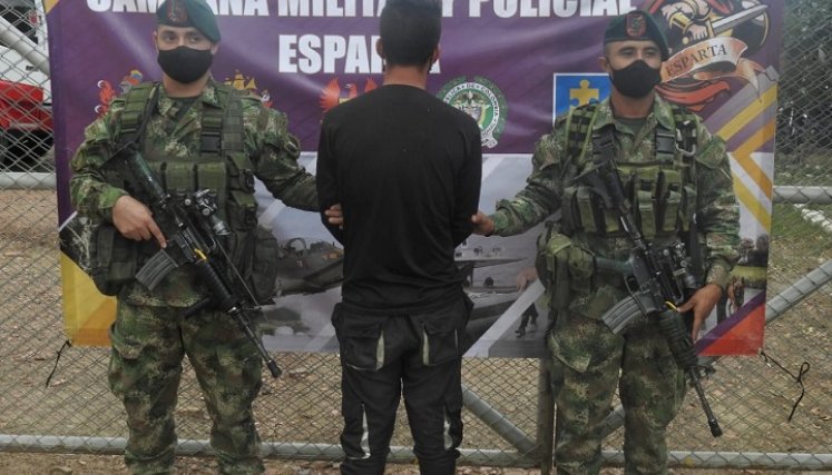 El capturado fue puesto a disposición de las autoridades. / Foto: Cortesía