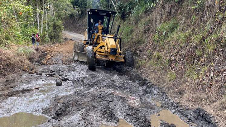 En Chucarima intervinieron 11 kilómetros de  la vía terciaria. / Foto: Cortesía.