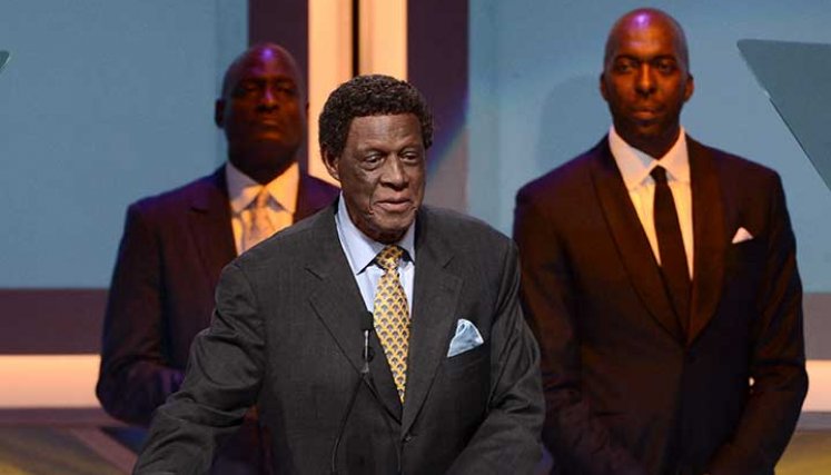 Elgin Baylor, leyenda de Los Ángeles Lakers