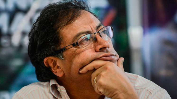 El senador Gustavo Petro pidió respetó mientras permanece en cuarentena obligatoria./FOTO: Archivo