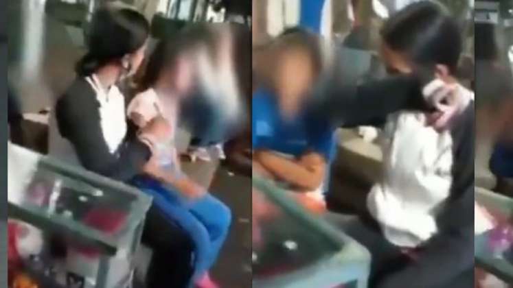 ¡Inaceptable! Hijos golpean a su mamá en la calle y a la vista de todos