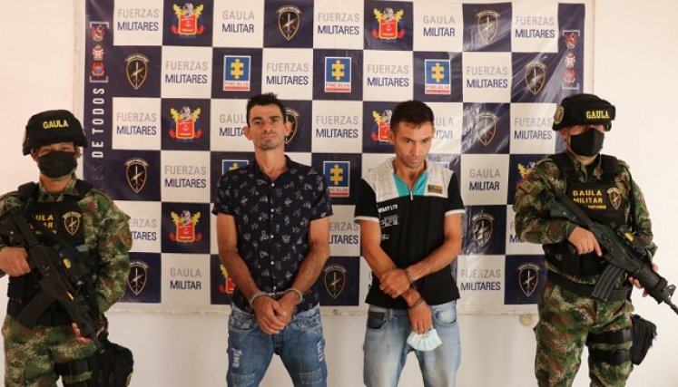 Valentín Ortiz y Alexander Galvis Ovalle fueron detenidos en la vía a Puerto Santander.