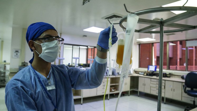 Según la Asociación Colombiana de Hospitales y Clínicas, en la actualidad se presenta escasez de ocho de los medicamentos más usados en las UCI. / Foto: Colprensa