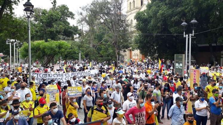 Multitudinarias fueron las marchas en Norte de Santander en contra de la reforma tributaria./FOTO: Alfredo Estévez