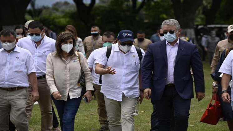 Minutos antes de radicar la reforma tributaria, Duque insiste en su aprobación./FOTO: Colprensa