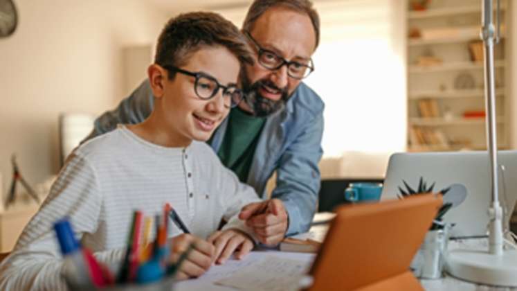 El curso permite el uso de recursos como: videos, tutoriales, retos, quices e historietas, entre otras herramientas lúdicas de aprendizaje.  / Foto: Cortesía