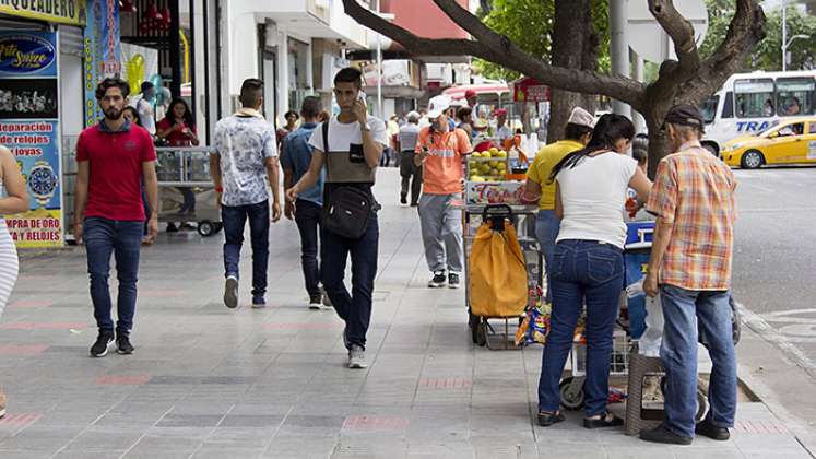 En Cúcuta, la reforma incitaría a seguir en la informalidad, por el temor a tener que pagar más impuestos.  / Foto Archivo.