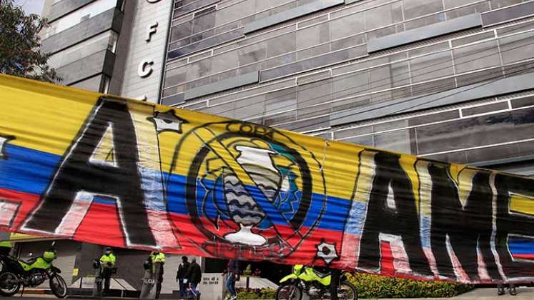 Las protestas también invaden al fútbol colombiano