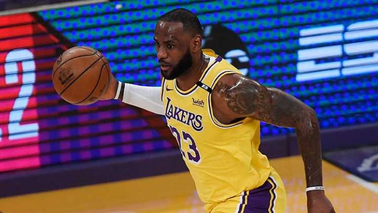 LeBron James, basquetbolista de los Lakers de los Ángeles