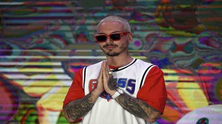 J Balvin, una superestrella que lucha con la responsabilidad social de su fama