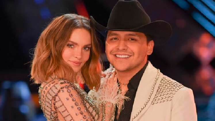 Belinda se compromete con Christan Nodal