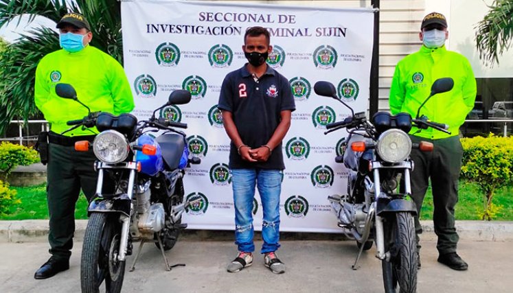 Lo capturaron por participar en el robo de dos motocicletas