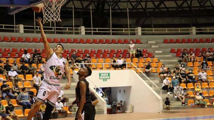 Torneo Copa Elite de baloncesto en el coliseo Toto Hernández